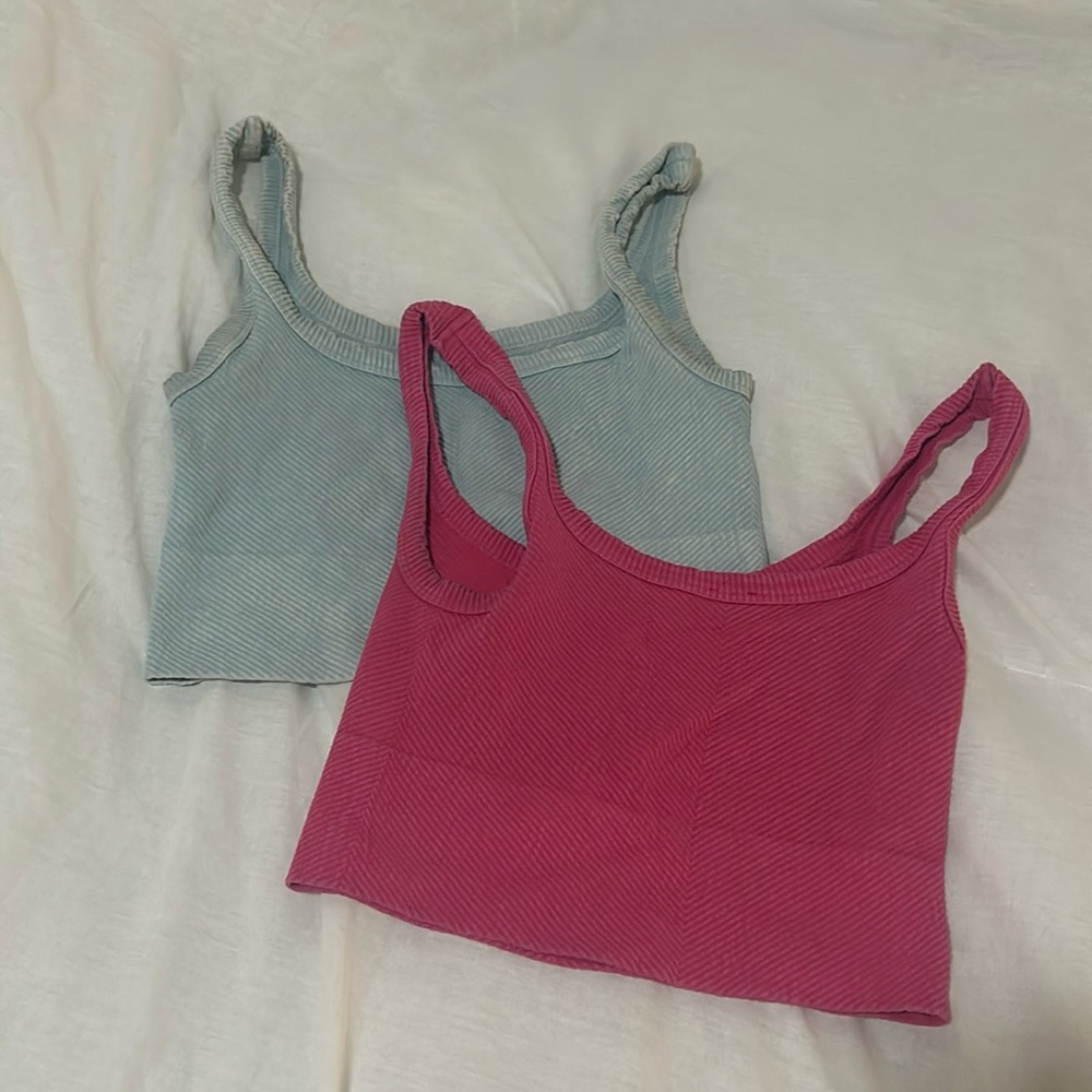 Pink and blue cropped tank tops